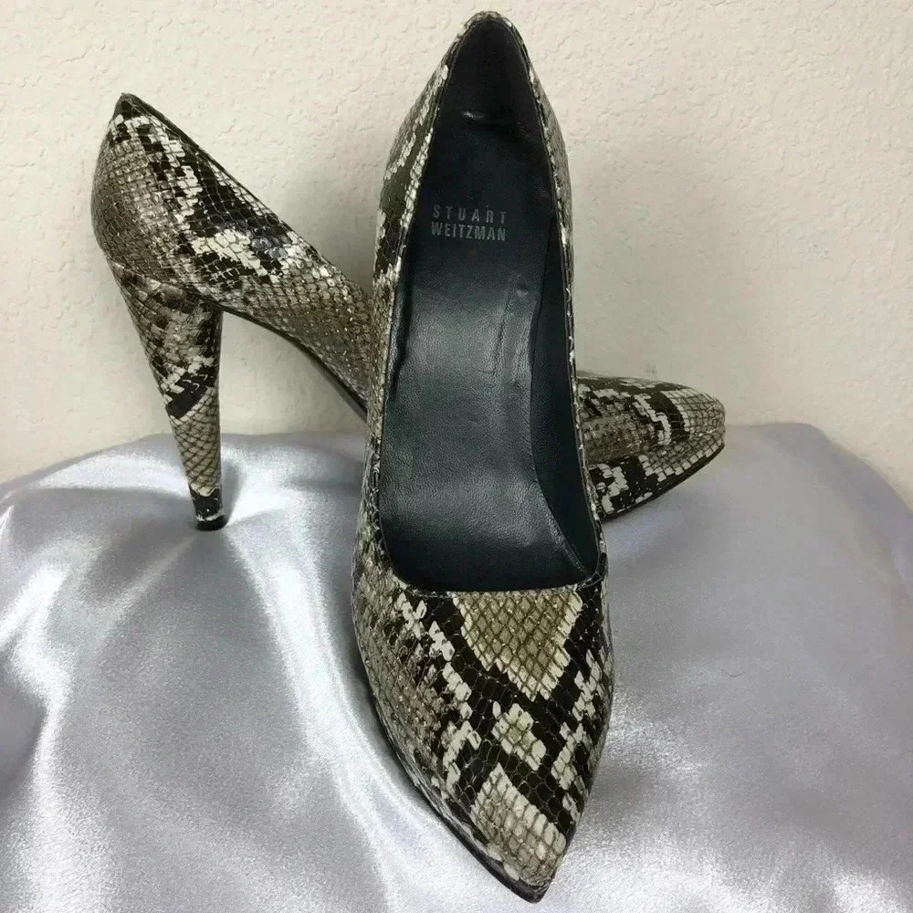 Stuart Weitzman Women’s Python Embossed Leather P… - image 2